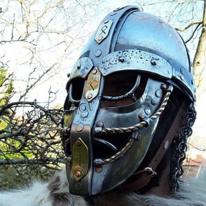 Viking/Anglo Saxon estilo casco mano de acero forjado decorado con grabado de placas de latón y hilado con cobre casco - Product Image 4