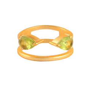 Bague en quartz péridot en pierre de poire de style élégant ensemble de broches faites à la main plaqué or terne bague taillée à facettes bague sur mesure en gros - Product Image 1