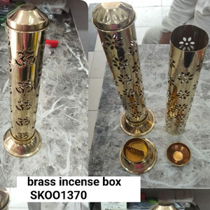 Soporte de incienso de latón para decoración del hogar, soporte de incienso de latón ligero para artesanía, diseño indio, nuevo - Product Image 1