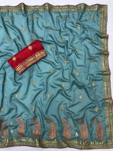 ตกแต่งอย่างหรูหราด้วยการตกแต่งเย็บปักถักร้อย C-Pallu ทำงานในการจับคู่สีที่สง่างามที่เพิ่มขึ้นโดยท่อด้านข้างทั้งหมด - Product Image 6