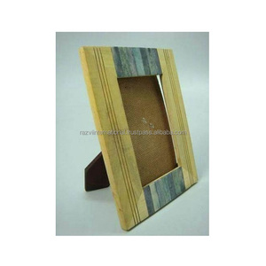 Cadre photo rectangulaire en résine écologique durable de style moderne avec design imprimé autocollant multicolore - Product Image 4