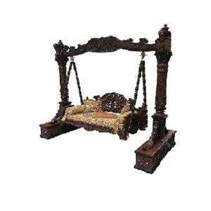 Jhoola en bois de teck avec finition noyer, artisanat pour la maison, balançoire en bois pour le salon, finition brun brillant, balançoire en bois pour la maison - Product Image 1