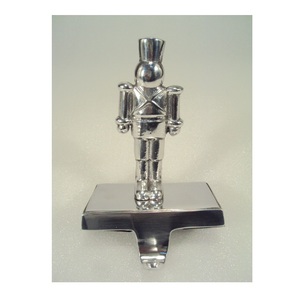 DECORATIVE ALUMINIUM STAR SHAPE <b>STOCKING</b> <b>HOLDER</b> - Product Image 5