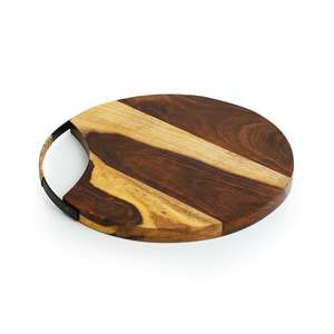 Planche à découper ronde de luxe sculptée à la main en bois de Sesham Accessoire de cuisine essentiel avec un design intemporel - Product Image 5