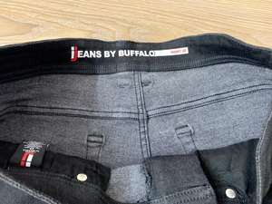 Pantalones cortos de LICRA de algodón y poliéster con etiqueta de marca de alta calidad para hombres excedentes de prendas de fábrica de Bangladesh - Product Image 4