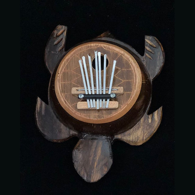 สีน้ำตาล