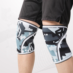 ปลอกรัดเข่านีโอพรีน7มม. สำหรับออกกำลังกายปรับแต่งโลโก้ได้ - Product Image 1