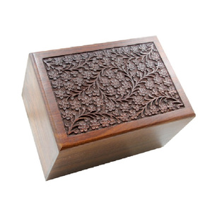 หัตถกรรมรายการเย็นไม้แกะสลักสัตว์เลี้ยงเผาศพเถ้าโกศที่ขายดีที่สุดการออกแบบออนไลน์โกศขายส่งที่กำหนดเองเถ้าโกศ - Product Image 1