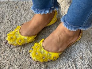 Multi Colored Women's Flip Flop Shoes Punjabi Khussa <b>Jutti</b> Wedding Wear - Product Image 4