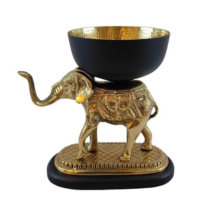 Brass Deer Head <b>Bowl</b> Luxury Hammered Brass Ice Bucket <b>Punch</b> <b>Bowl</b> Centerpiece On Wooden Base For Hotel Decor - Product Image 2