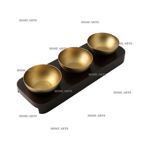 Lot de 3 bol à fruits secs en laiton avec plateau en bois Bol à fruits secs de la plus grande qualité pour accessoires de table - Product Image 1
