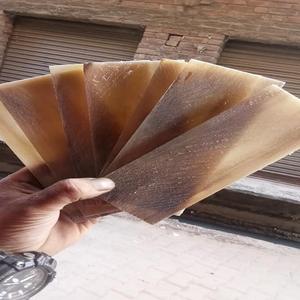 Placa Óptica de Cuerno de Buey Blanco Lechoso, Estilo Amoroso, Artesanía Natural con Arte Folclórico Animal, Material Orgánico Indio Tallado y Pulido - Product Image 2