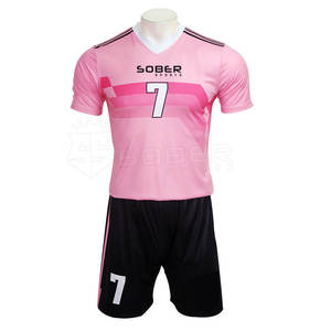 Ensemble de maillot de football pour hommes personnalisable 100% polyester, tenue d'équipe, maillot et short de football, service OEM de haute qualité - Product Image 2