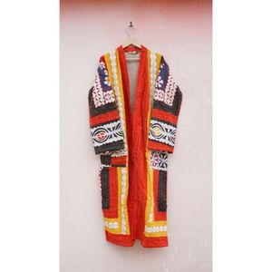 เสื้อคลุมยาวผ้าควิลท์ผ้าฝ้ายอินเดียพิมพ์ลายดอกไม้งานปะติดดีไซน์แบบเข็มขัดหลากสี - Product Image 2