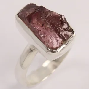 Anillo de Plata de Ley 925 con piedra en forma de granate, anillo hecho a mano con piedra en Color rojo