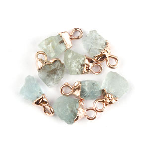 Conector de Aguamarina de aspecto rugoso crudo de enuine, conectores de Charm de piedra de nacimiento de latón galvanizado de oro rosa de 24K DIY - Product Image 1