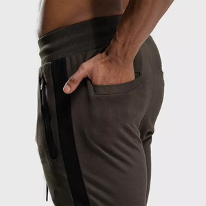 Pantalones de chándal de verano para hombre, ropa de calle, pantalones de chándal reflectantes con función antiarrugas, decoración de rayas laterales de talla grande - Product Image 2