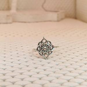 Anillo único de Plata de Ley 925 hecho a mano de alta calidad, diseño liso con diamante para fiesta de boda, hermoso estilo para dedos - Product Image 1