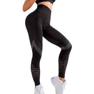 Pantalones de Yoga de gimnasio para mujer personalizables negro sólido con diseño transpirable opciones de talla grande ecológicas diseños de tamaños personalizados - Product Image 1