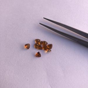 พลอยซิทรินธรรมชาติขนาด 6 มม. รูปทรงทริลเลียนเจียระไน  จากผู้ผลิตในอินเดีย สำหรับทำเครื่องประดับ  จำหน่ายออนไลน์บนอาลีบาบา - Product Image 2