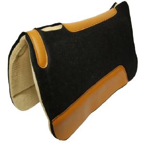 Tapis de selle en feutre de qualité supérieure Manaal Enterprises pour chevaux avec doublure en polaire et extérieur en coton - Couleur et logo personnalisables - Product Image 3