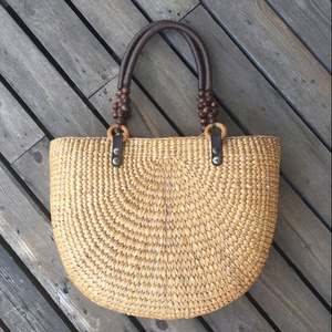 Natural Water Hyacinth Eco-Friendly Home Decor Rectangle <b>Storage</b> <b>Basket</b> with Handle for Clothing and Multi-Purpose Use - Product Image 4