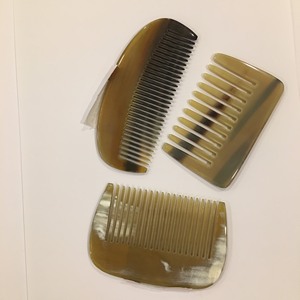 Horn comb thinning hair brush, made in Vietnam - Product Image 3