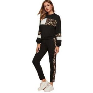 Chándales de sudor de diseñador de talla grande para mujer hechos en Pakistán, ropa de invierno informal, estilo de bloque, logotipo personalizado, forro polar gris XL, servicio OEM - Product Image 4