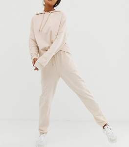 Survêtement de sport de haute qualité Ensemble deux pièces pour femmes Vêtements logo personnalisé et services OEM - Product Image 1