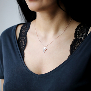 Colgante de triángulo de Plata de Ley 925 hecho a mano, circón transparente, joyería chapada en rodio elegante, venta al por mayor turca para fiestas - Product Image 3