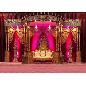 Grand Mariage Indien Du Sud Dynamique Scène Grand Mariage Indien Du Sud Dynamique Scène Royale Rouge Or D'étape De Réception De Mariage - Product Image 1