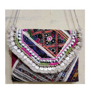 Bolso de mano de noche con cuentas hecho a mano para mujer Patrón de leopardo de algodón indio al por mayor de Guru Kirpa Export House - Product Image 3