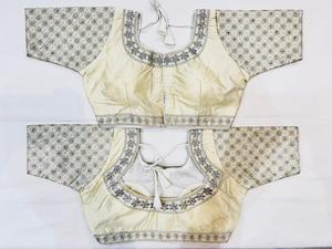Blusa de Diseñador Lista para Usar con Tu Sari, Bordado en Plata para Bodas y Fiestas - Product Image 2
