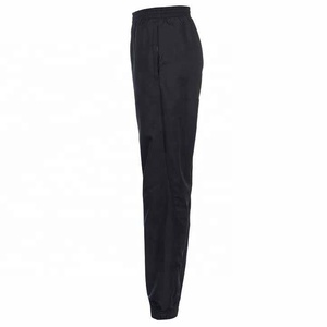 Costumes de football de logo personnalisé de haute qualité pour hommes Nouveau maillot de football uni à la mode au meilleur prix avec nom personnalisé - Product Image 5