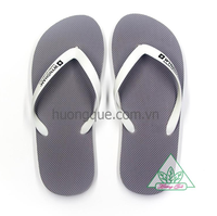 Vente en gros de tongs unisexes personnalisées, tongs décontractées de plage, grises, respirantes, anti-odeurs, semelle intérieure en EVA/caoutchouc, pour une utilisation en extérieur en été