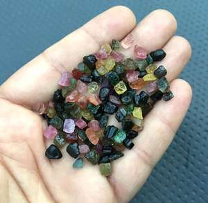 50pcs Naturel Multi Tourmaline Gemstone Minuscule Pierre Brute 6mm Hauteur À La Main Fabrication De Bijoux Amour Inconditionnel - Product Image 4