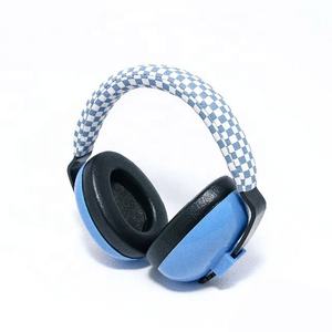 Orejeras ajustables de seguridad antiruido para niños hechas de material ABS duradero - Product Image 4