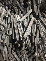 Briquettes de charbon de bois de haute qualité 100% bois dur, écologiques, fabriquées à la machine, haute chaleur 8080J, allumage rapide, durée de combustion de 4 à 6 heures