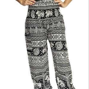 กางเกงฮาเร็มไทยลายบาติกผ้าฝ้ายสีเหลือง ลายช้างและลายชนเผ่า  ไซส์ฟรี  แฟชั่นสำหรับทุกเพศ - Product Image 1