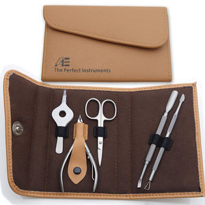 Juego de 5 herramientas de aseo de uñas de acero inoxidable profesional de calidad de salón, pinza para cutículas, cortador de empuje, raspador, caja de tijera curva - Product Image 1