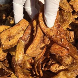 VIETNAMESE FRIED BANANA SLICED WITH SESAME and GINGER - Product Image 1