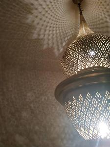Superbe Grande Marocain Pendentif Lumière En Laiton, Lustre Antique En Laiton, Lustre Magnifique - Product Image 2
