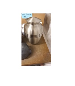 Brassworld inde urne en laiton blanc brillant avec patte dorée gravée en métal perle de crémation pour animaux de compagnie fournitures funéraires - Product Image 6