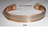 Pulsera Magnética de Cobre con Grabado Redondo y Acabado Pulido, Diseño Unisex para Beneficios para la Salud y Terapia Magnética