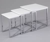 Ensemble de tables basses gigognes contemporaines modernes en bois massif Sam Yi, 3 pièces, pour le salon