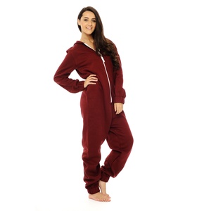 PIHA SPORTS Combinaison de nuit chaude et douce en peluche pour femme, pyjama à capuche, combinaison longue 2 en 1, design hiver, Spandex/Polyester - Product Image 5