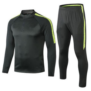 Chándales de fútbol personalizados de alta calidad Chaqueta de poliéster de nuevo diseño con logotipo del equipo Conjunto de camisetas de invierno al por mayor - Product Image 5