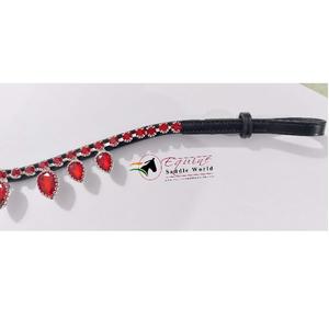 Bande de sourcils de course de chevaux en cuir rouge de qualité indienne faite à la main de style occidental avec cristaux suspendus et boucle de ruban adhésif ouvert - Product Image 1