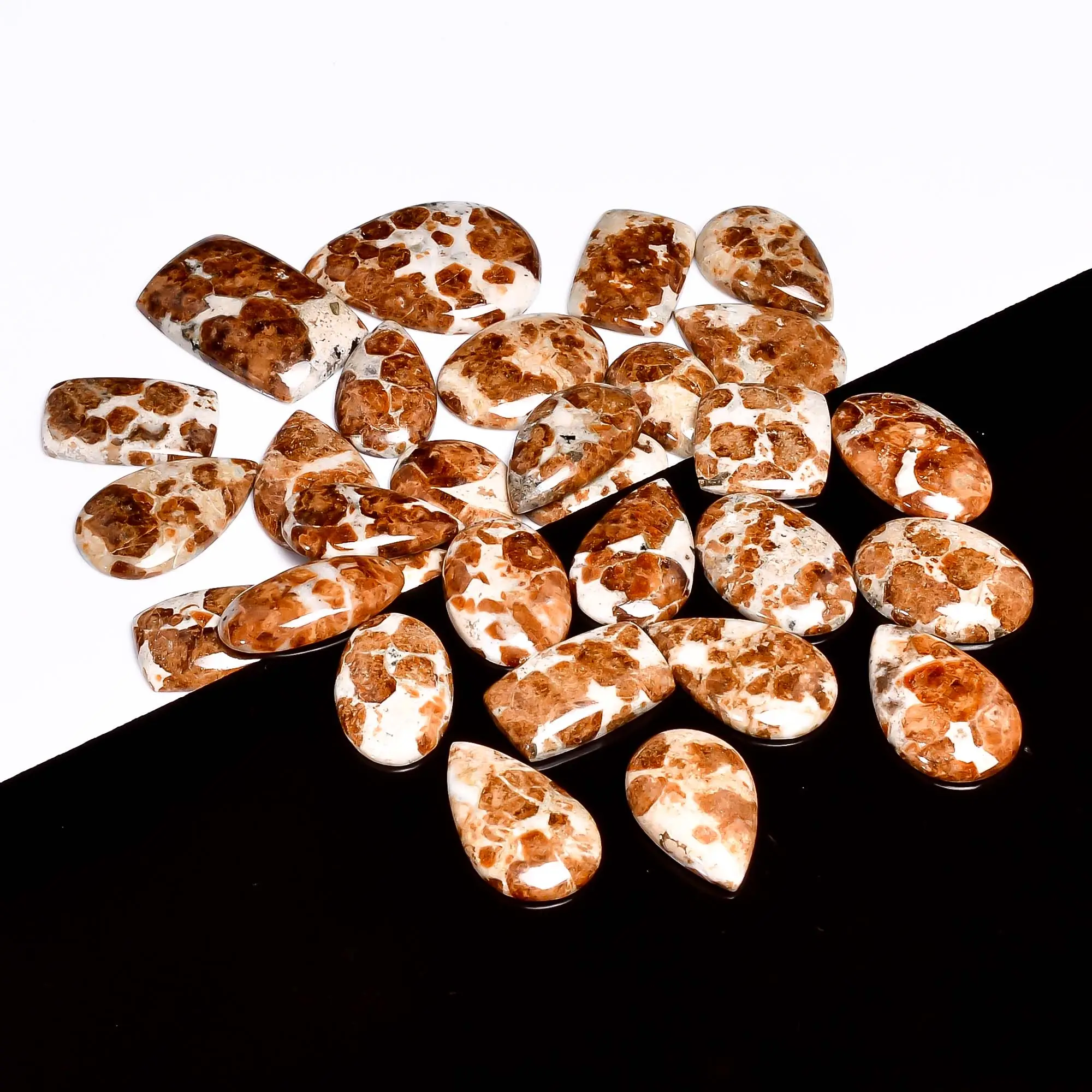 Chất lượng cao tự nhiên Garnet trong đá vôi đá quý Cabochon mix Shape giá bán buôn Cabochon Loose đá đối với trang sức làm