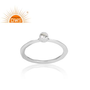 แหวนแต่งงานประดับพลอยโทแพซสีขาวทรงกลม ตัวเรือนเงินแท้ 925 แบบตอกลาย  ผู้ค้าส่งเครื่องประดับสั่งทำ - Product Image 2